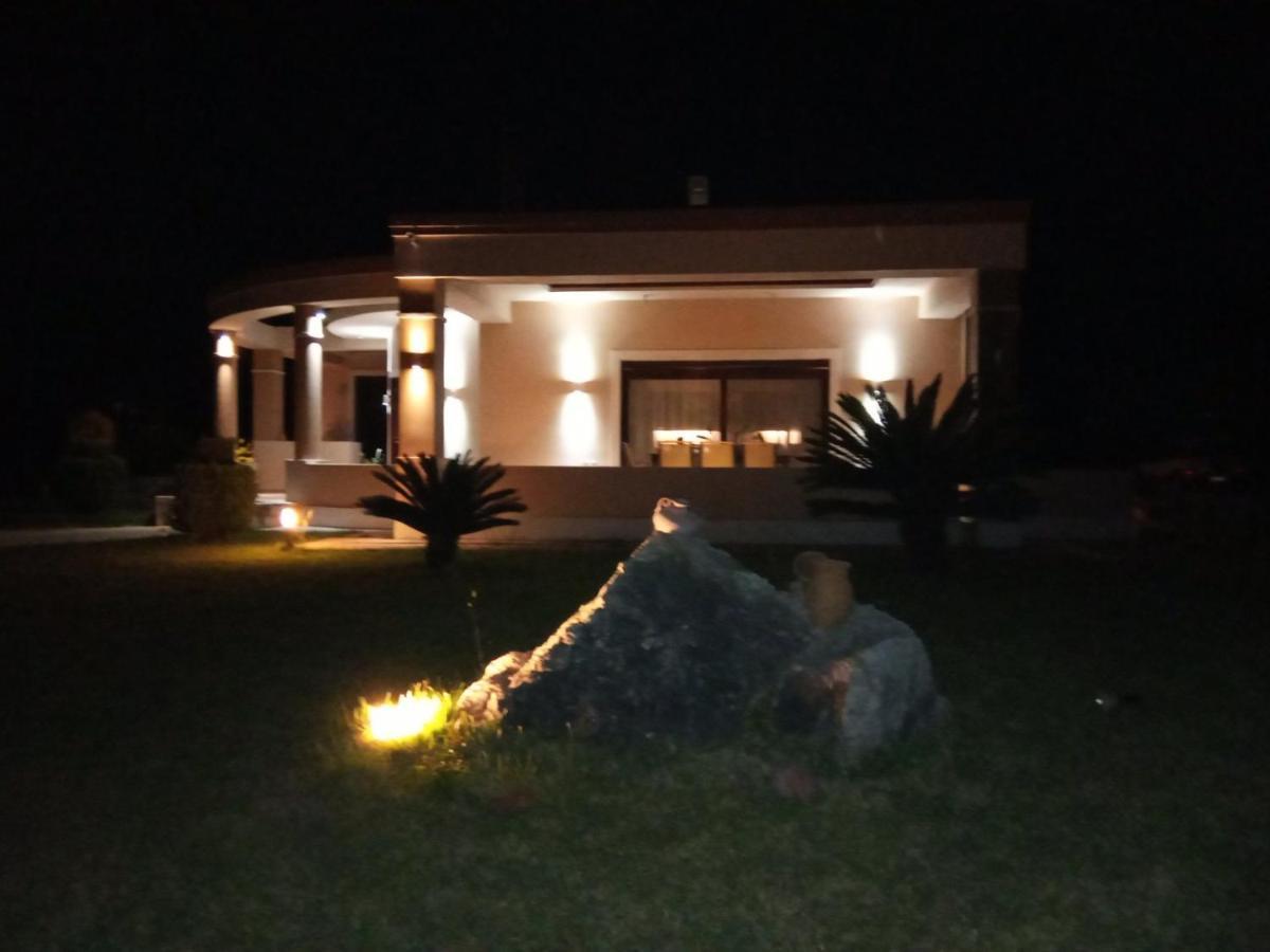 Kos Villa - Family Comfort With Large Garden, Jacuzzi Ngoại thất bức ảnh