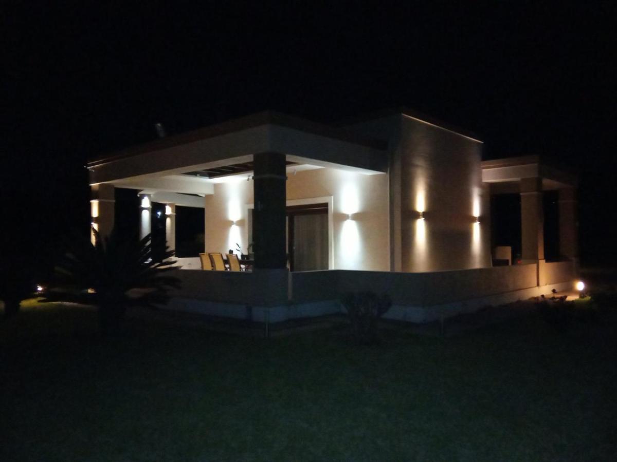 Kos Villa - Family Comfort With Large Garden, Jacuzzi Ngoại thất bức ảnh