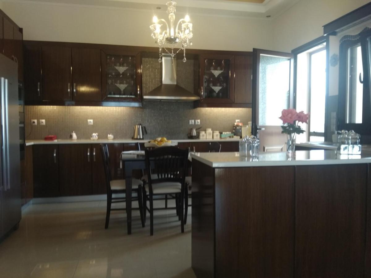 Kos Villa - Family Comfort With Large Garden, Jacuzzi Ngoại thất bức ảnh