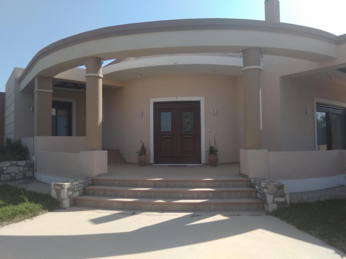 Kos Villa - Family Comfort With Large Garden, Jacuzzi Ngoại thất bức ảnh